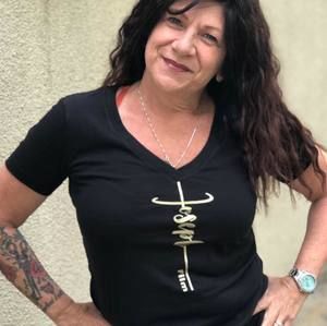 Meet your Posher, Faye